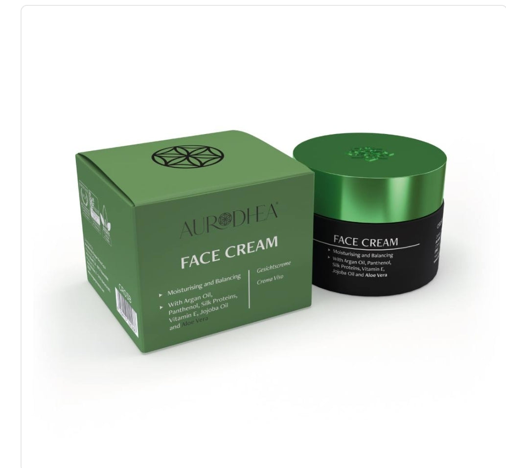 Crème de jour visage Aloe Vera - 50 ml
Enrichie en huile d’Argan, Panthénol, Protéines de Soie, huile de Jojoba et Vita